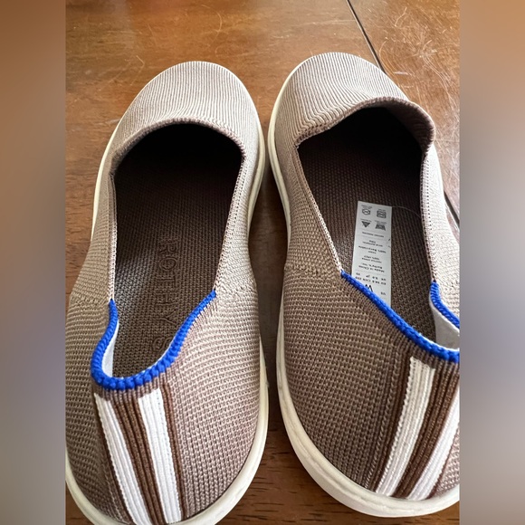 Rothy’s Original Slip On in Latte, size 8 - Picture 5 of 8